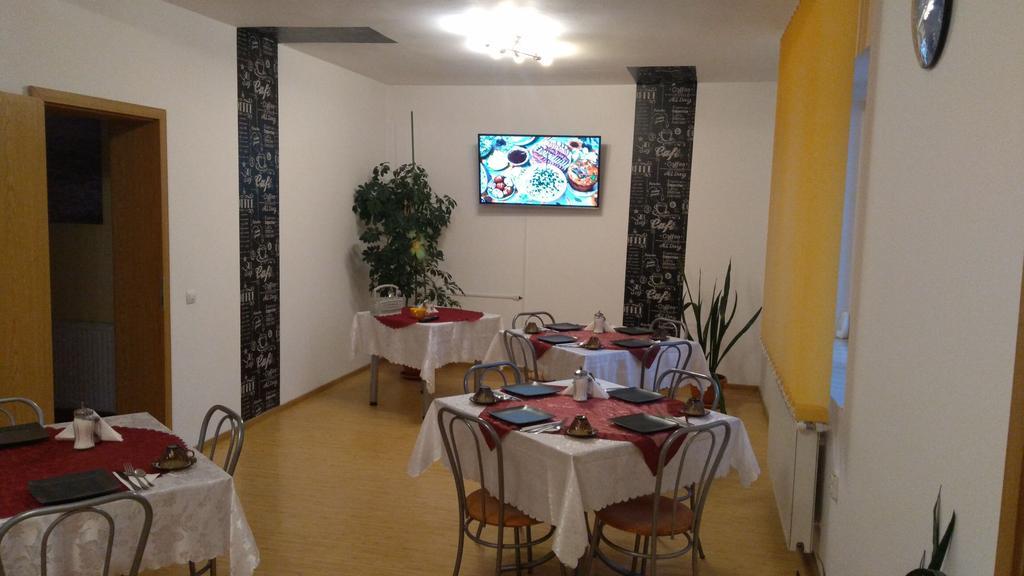 Pensiunea Riunione Brasov Bagian luar foto